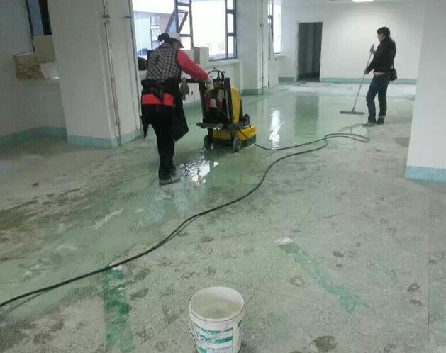 協(xié)和醫(yī)院老門(mén)診大樓的的水磨石翻新